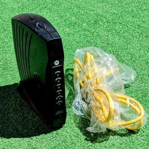 NO Power Cable Motorola SB5120 Surfboard Internet Cable Modem Tested Works EUC